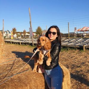 Meet your Posher, Dayana